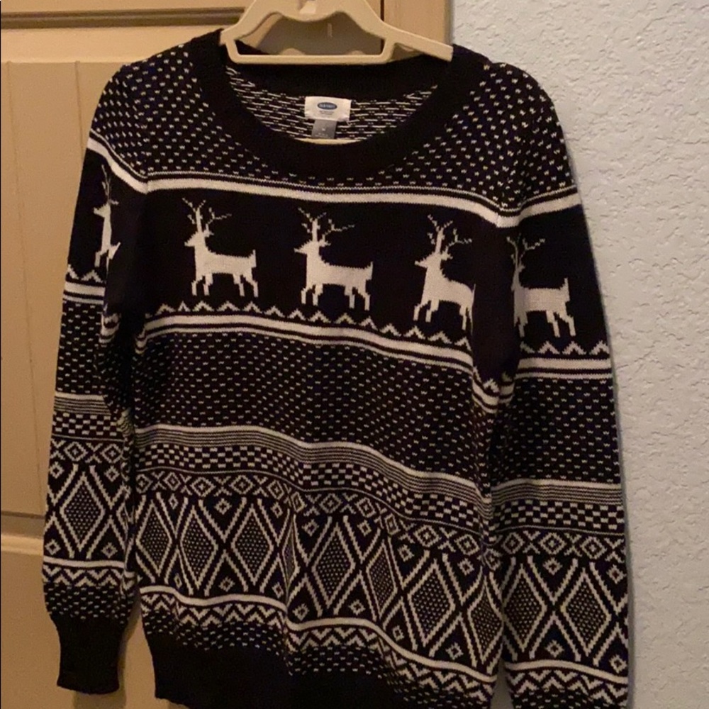 Old navy holiday sweater